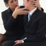 imagen Jefe travestido seduce a su joven secretario